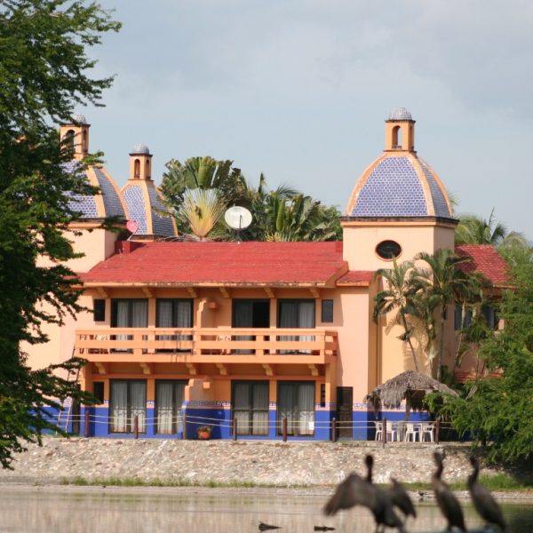 05 0 La Querencia (Medium)