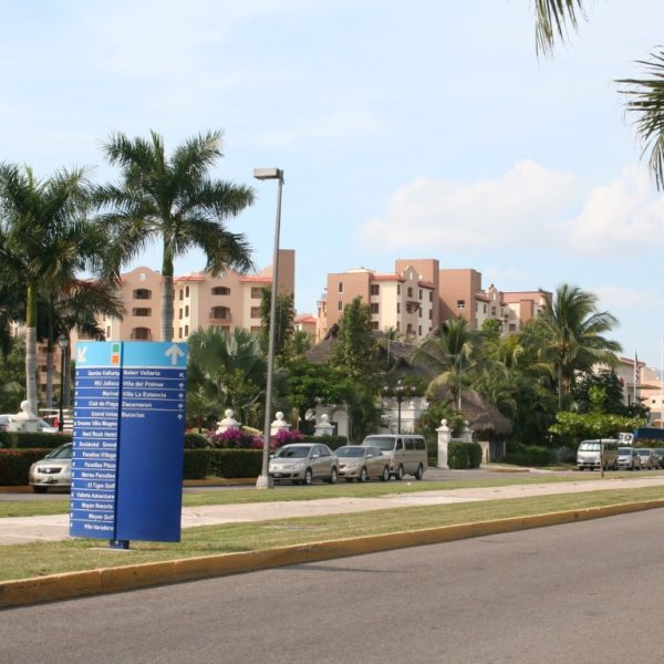 22 0 Villas del Palmar (Medium)